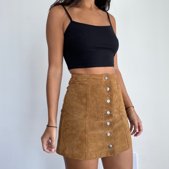 RD Style Dresses & Skirts - RD style genuine leather button front skirt